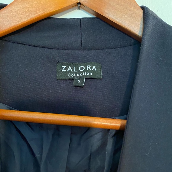 Zalora Collection Blazer in Navy Blue - Picture 2 of 7